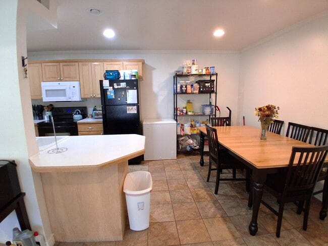 Photo - 1533 N 550 W