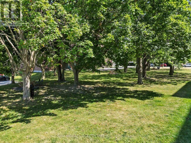 Photo - 62 Spencer St E Unité 401