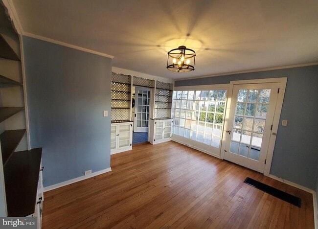 Photo - 409 S Ithan Ave