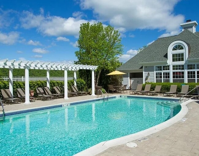 Photo - 213 Riverview Dr