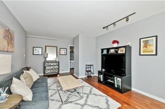 Photo - 3420 N Lake Shore Dr Unit 14K