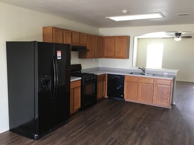 Photo - 109 Mason Reed Cv