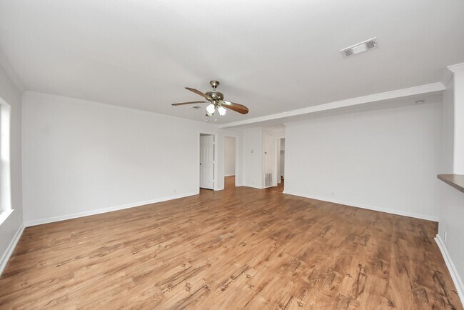 Photo - 6526 Carver Rd