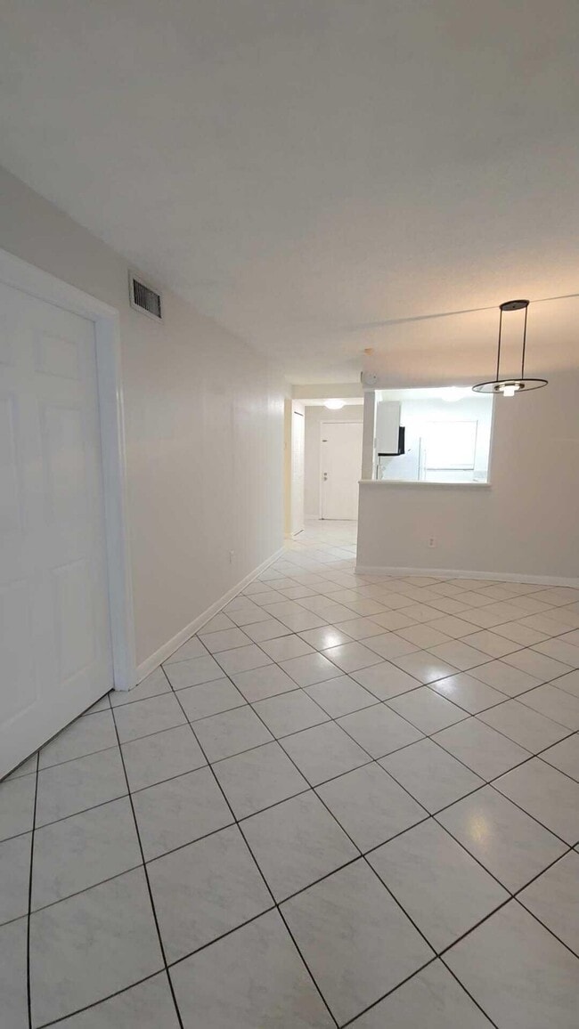 4111 Stirling Rd