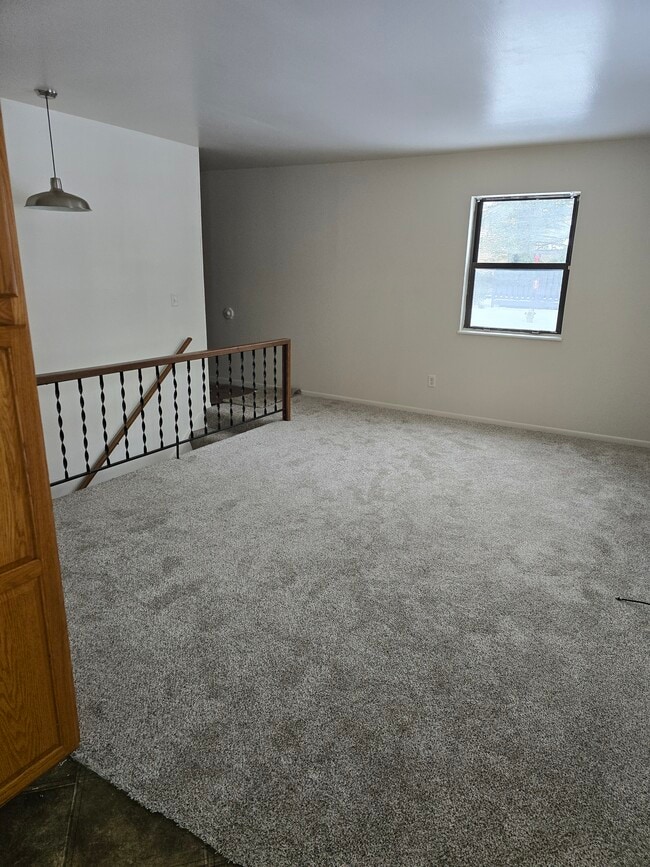 Living room - 3520 Oak Tree Dr Unit 3520 Oaktree Dr.