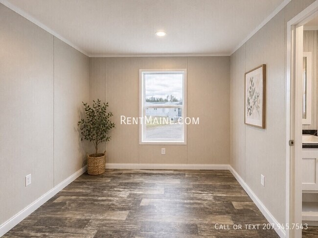 Photo - 131 D St