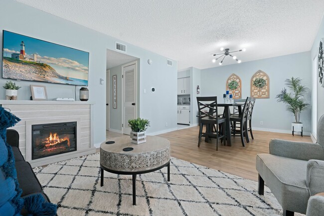 Photo - Desoto Courts | Townhome | Furnished