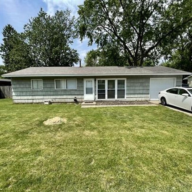 Photo - 1509 S Mattis Ave House