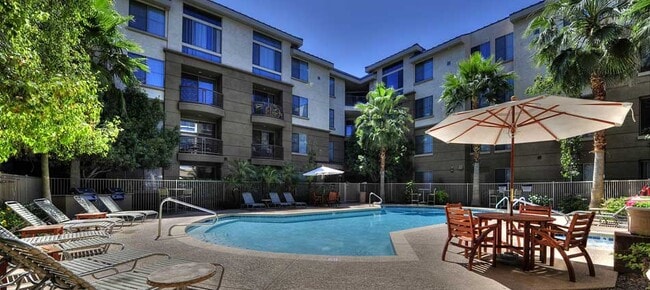 Photo - 1701 E Colter St Unidad #237