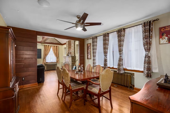 Photo - 5638 Botanical Ave