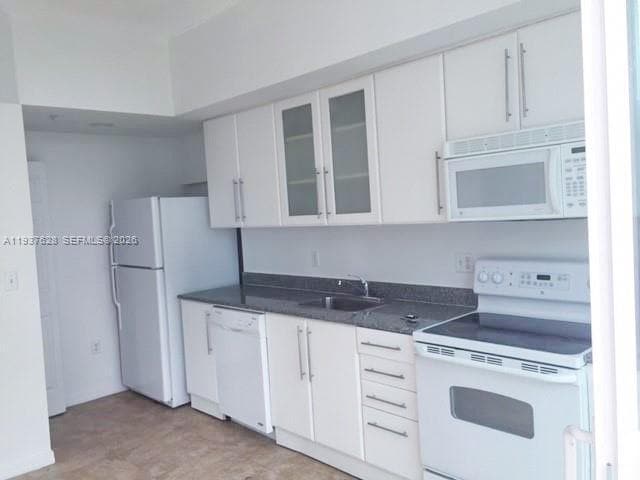 Building Photo - 275 NE 18th St Unit 410