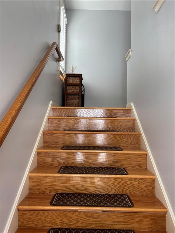 Photo - 78 Windward Ln