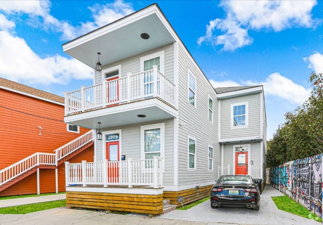 Building Photo - 1377 St Bernard Ave Rental