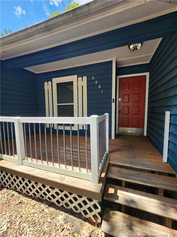 5521 Deep Hollow Ct