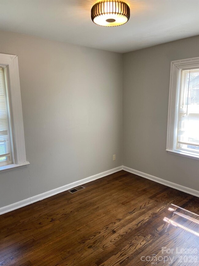 Photo - 1020 Rodey Ave