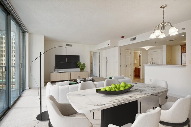 Photo - The Metropolitan