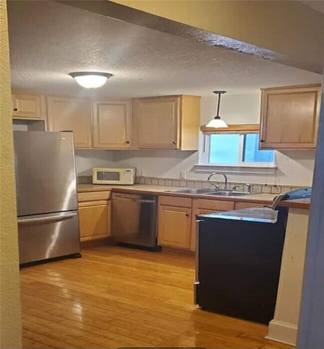 Photo - 120 N Washington Ave