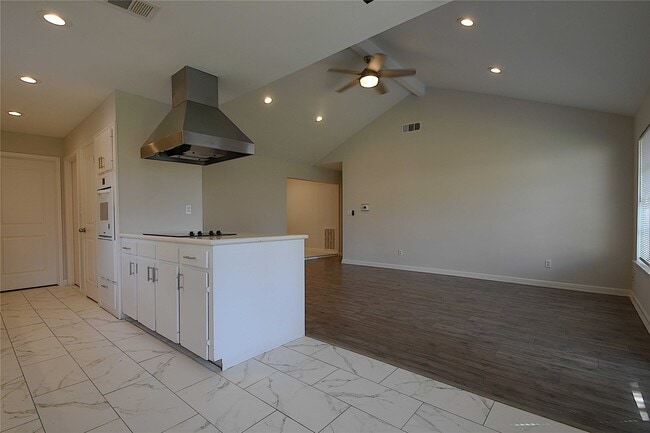 Photo - 9243 Friendship Rd