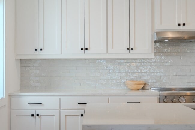 Photo - 7207 Gaston Ave