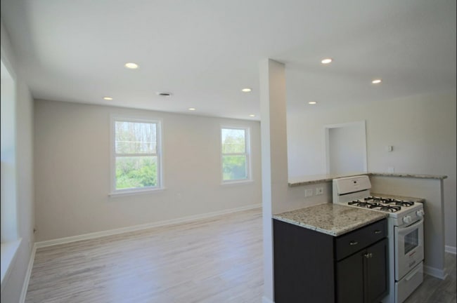 Photo - 4023 E Elm Rd Unit 4