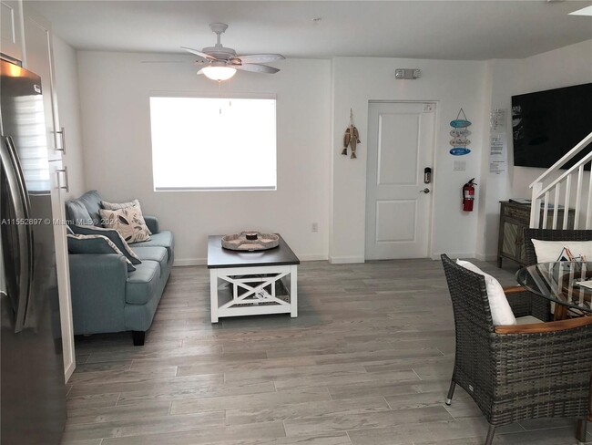 Photo - 10877 Overseas Hwy Unit 38