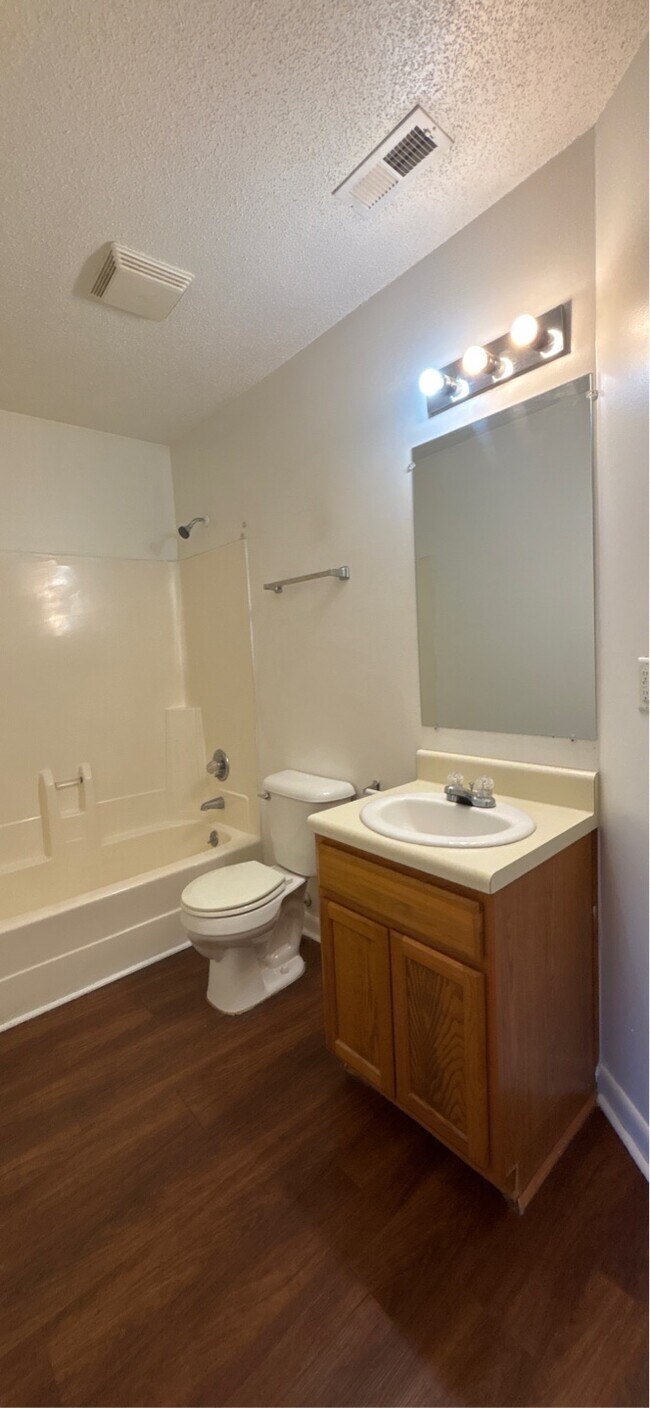 Photo - 6403 Starbrook Dr