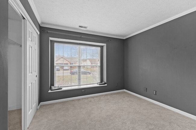 Photo - 778 Kingston Cir