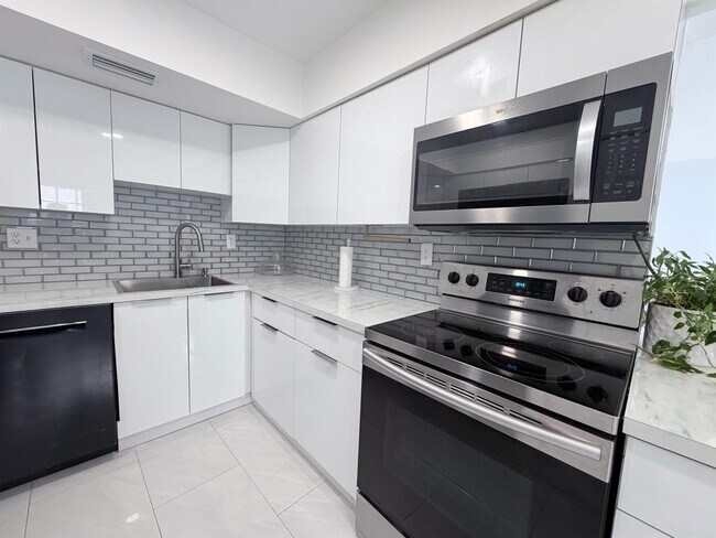 Photo - 1788 SW 81st Way