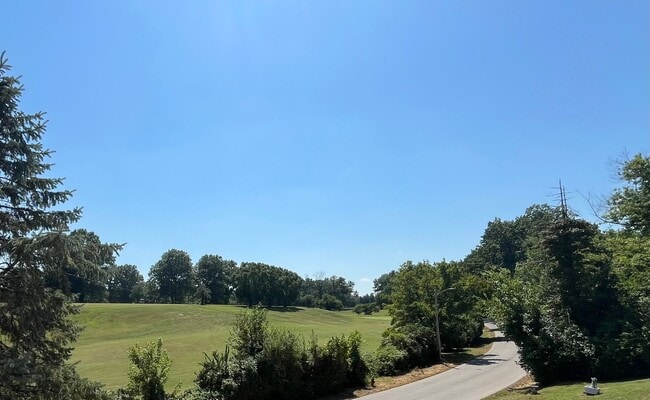 Photo - Three bedroom on golf course