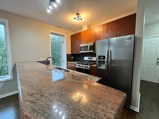 Photo - 5219 S Michigan Ave Unit 2W