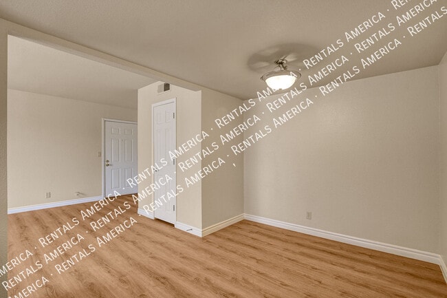 4310 Sandy River Dr