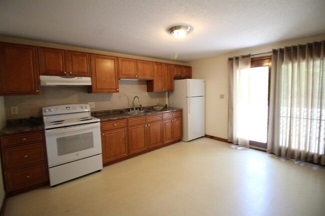 Photo - 84 Franklin St Unit 1