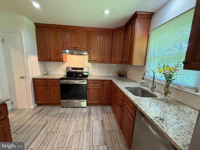 Photo - 857 Cherry Hill Rd