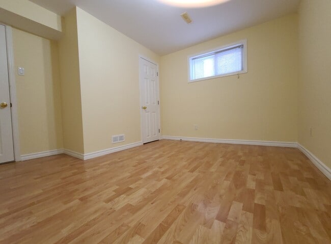 Photo - 206 Alexander Rd Unité Basement