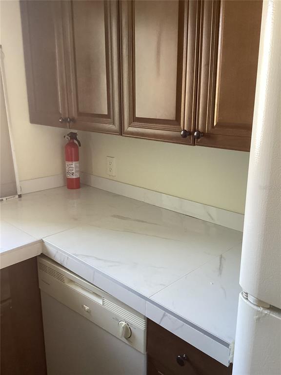 Photo - 2054 Bowen Dr