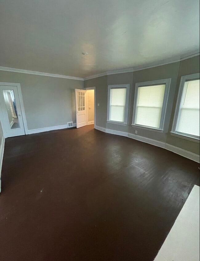 Photo - 3736 E 153rd St Unit 2