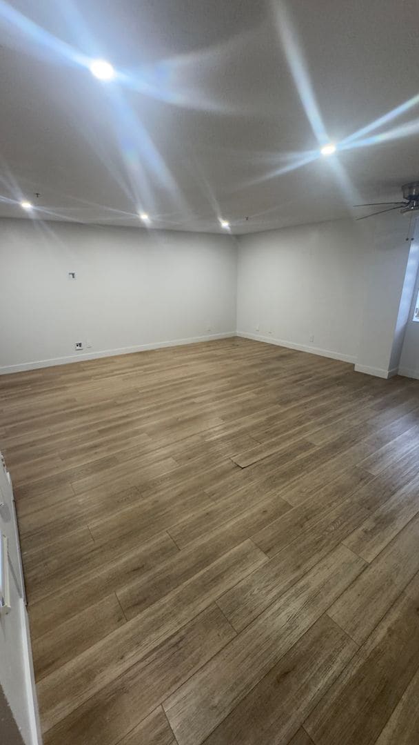 Photo - WALNUT - SANTA ANA Unidad 5