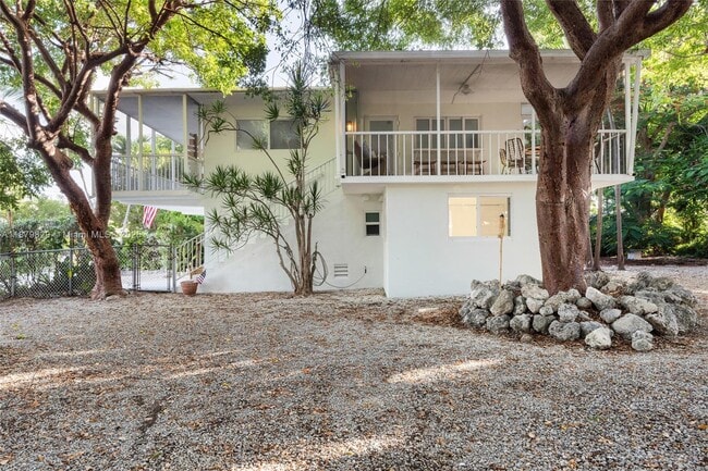 Photo - 242 Bougainvillea St