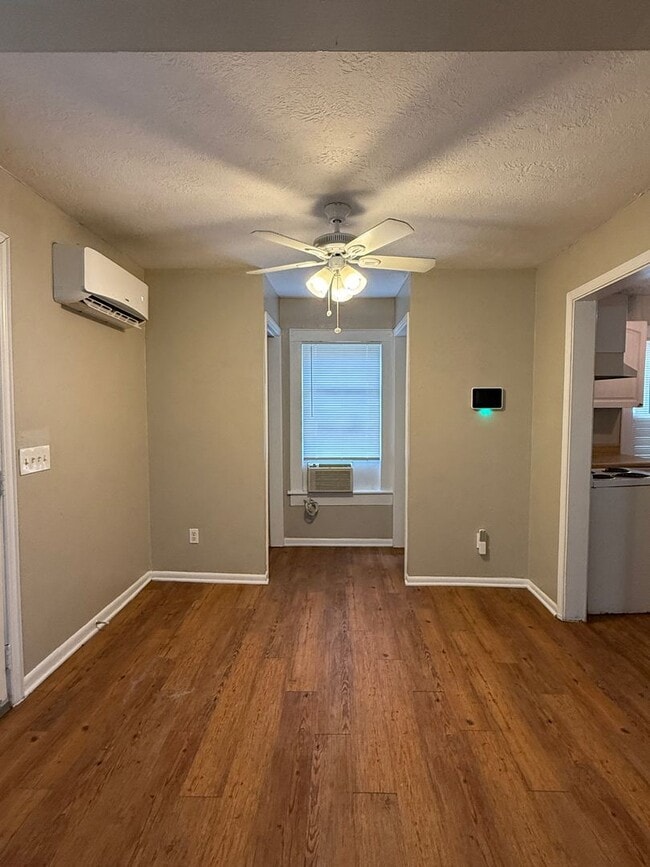 Photo - 1 Bedroom 1 Bath - Back House