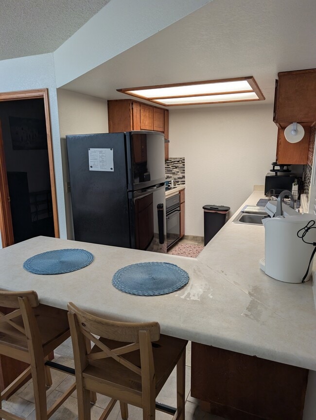 Photo - 605 Flora St Unit Apartment