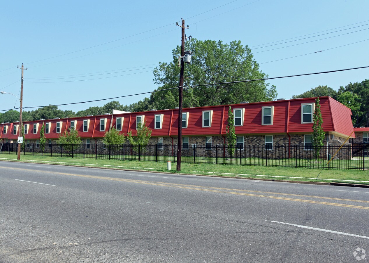 Melrose Place Apartments - Melrose Place Apartments