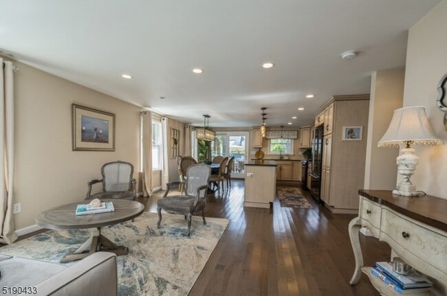 Photo - 32 Beechwood Rd