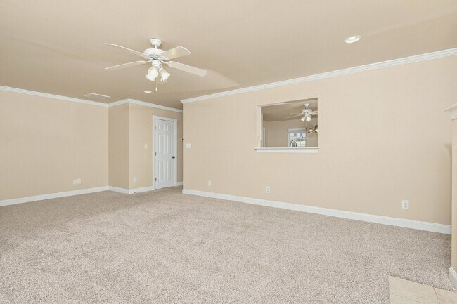 4009 Lucerne Ct