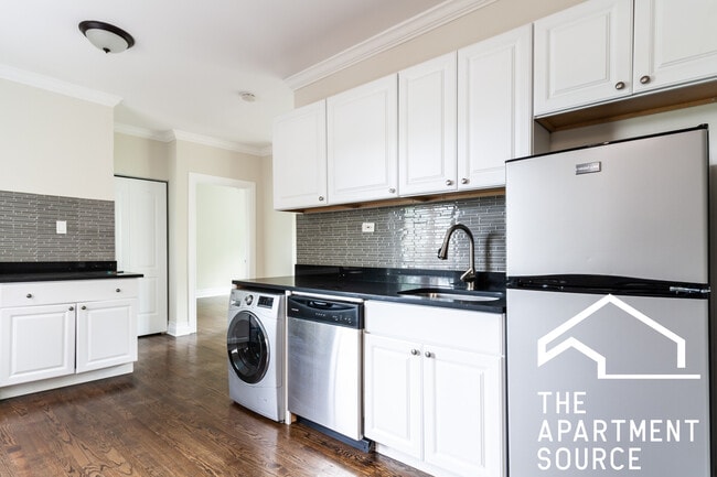 Photo - 660 W Roscoe St Unit 3N