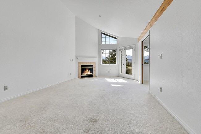 Photo - 31819 Rocky Village Dr