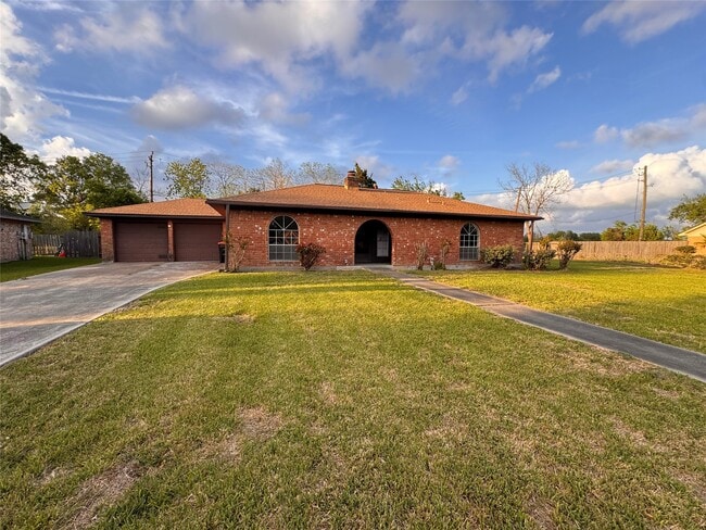 Photo - 3400 Coachman Dr