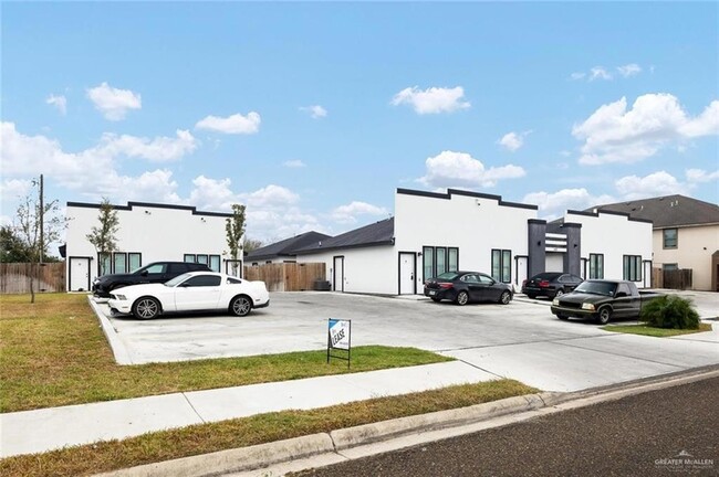 Photo - 1429 W Harrison Ave Unidad 2