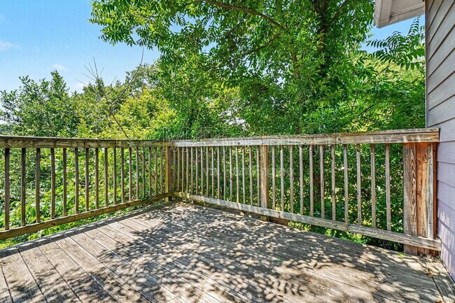 Photo - 706 Catherine St SW