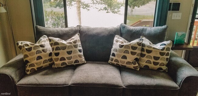 Photo - 2 br, 1.5 bath Condo - 2224 Glacier Street...