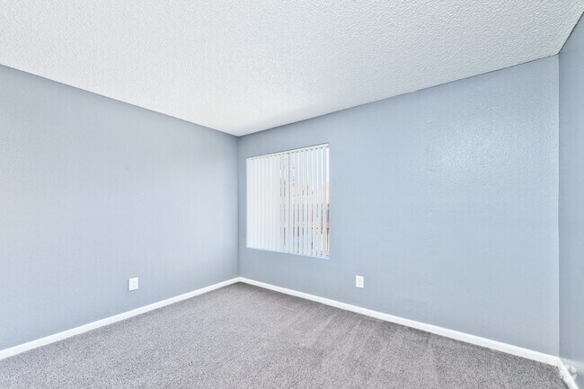 2BR, 2BA - 924SF - Second Bedroom